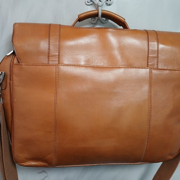 Kenneth Cole Reaction Tan Laptop Bag - Picture 11 of 15